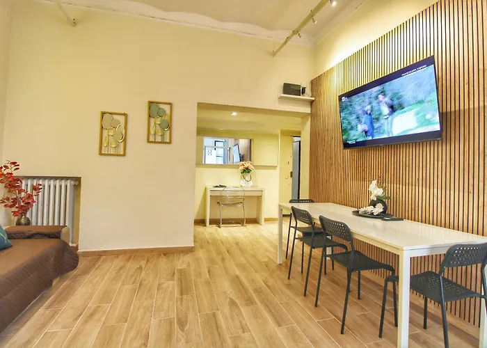 Lovely 2 Bedroom By Yourhost